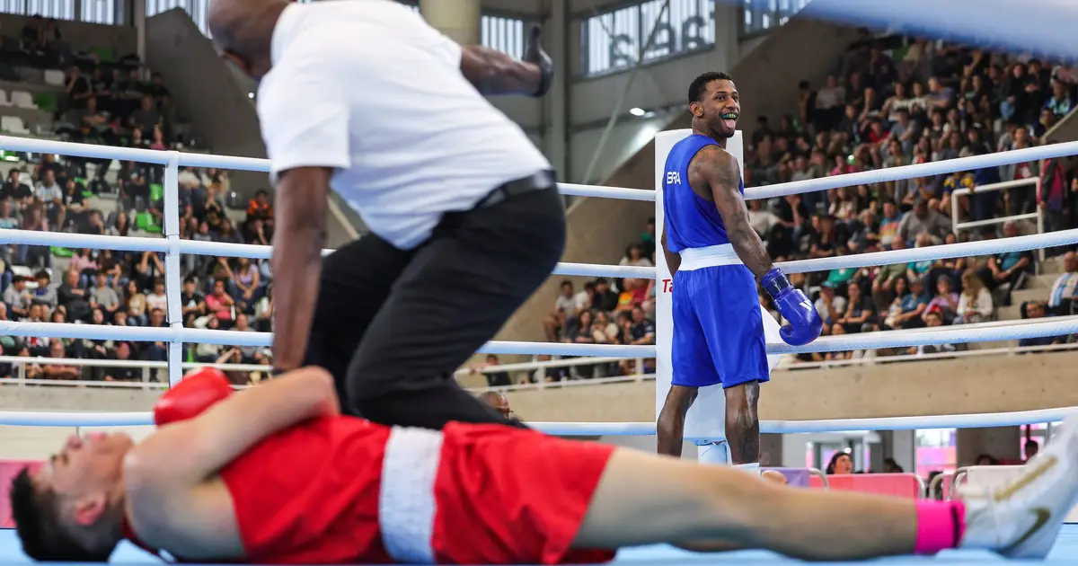 Susto en los Juegos Suramericanos: un tremendo nocaut dejó internado a un boxeador uruguayo de 18 años