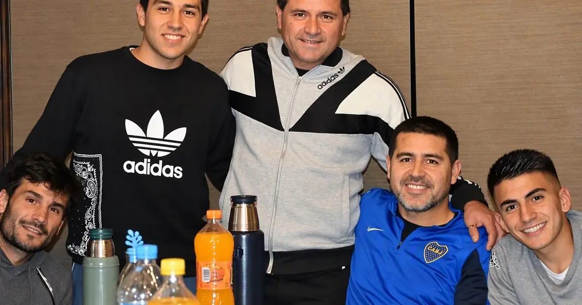 De comer en su casa al Superclásico: la íntima revelación de Riquelme sobre Thiago Almada