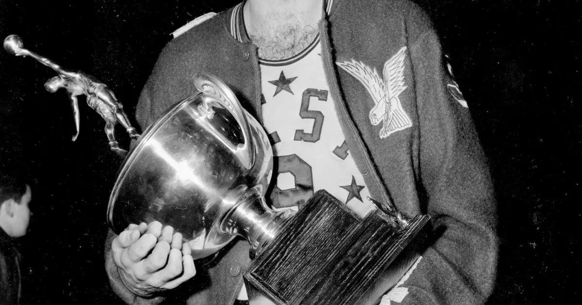 Dolor en la NBA: murió Bob Pettit, el primer MVP de la historia y leyenda de los 50 puntos