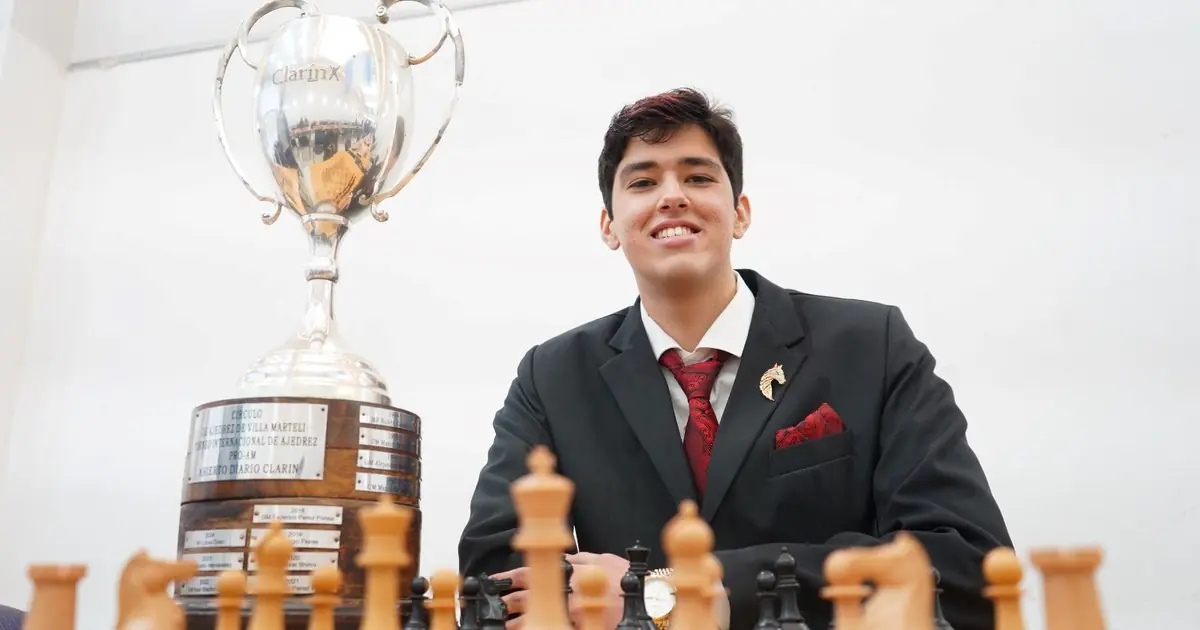 Orgullo chubutense: Tobías Moreno Pérez se consagró campeón invicto de la Copa Clarín de ajedrez