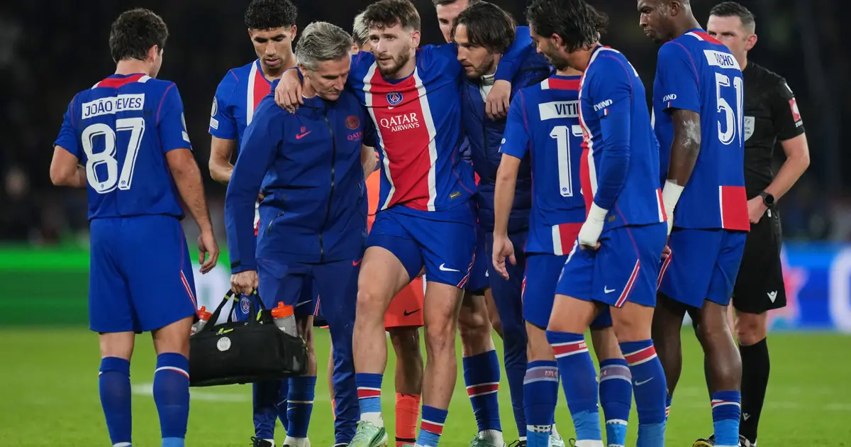 Pésimas noticias para el PSG: una de las máximas figuras de Luis Enrique sufrió una grave lesión en la rodilla