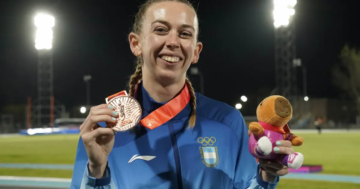 Megan Powell, la bióloga que reparte su vida entre el laboratorio y las pistas: "Nací en Argentina y me siento argentina"