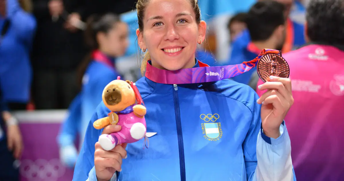Del stick al tatami: la increíble historia de Nicole Piscina, bronce suramericano y estudiante de élite
