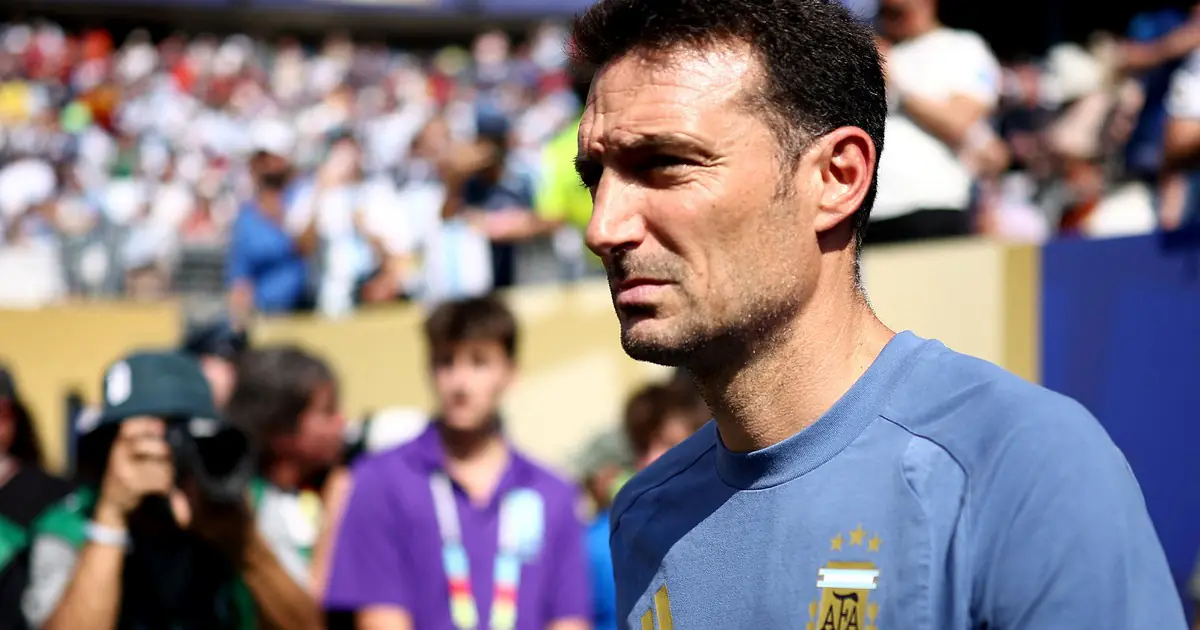Bajas de último momento en la Selección: dos futbolistas desafectados para la gira de amistosos