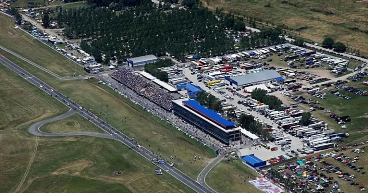 ¡Frenazo de emergencia! Clausuraron el Autódromo de La Plata y peligra la definición del Turismo Carretera