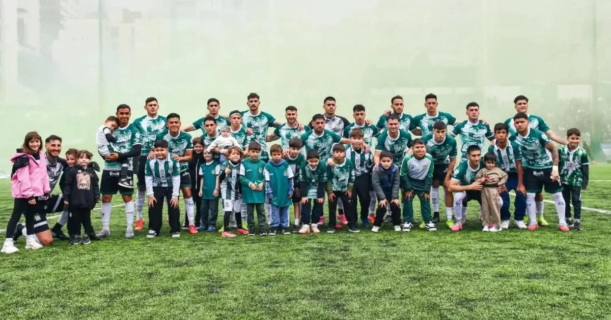 Hito histórico en el Bajo Belgrano: Excursionistas aplastó a Italiano, se coronó campeón y jugará la Primera Nacional