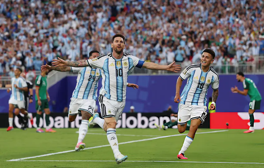 Con el triplete a Argelia, Messi es el máximo goleador histórico de la Copa del Mundo