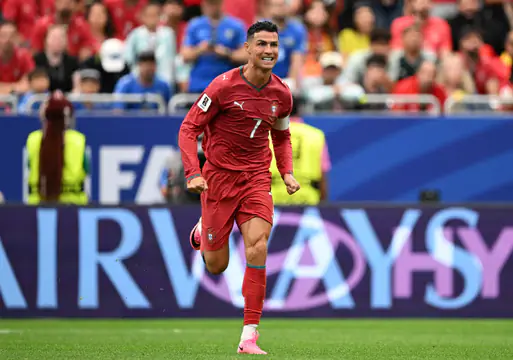 “No respondo”: Cristiano Ronaldo evitó una pregunta en la que le nombraron a Lionel Messi