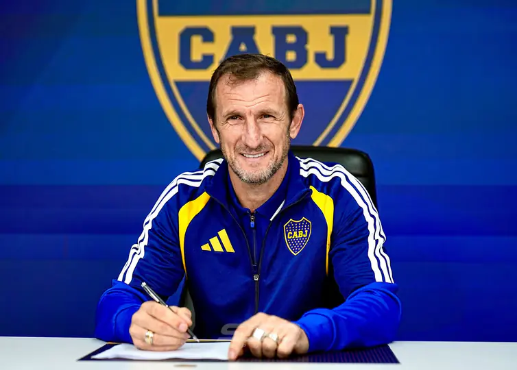 Boca juega ante Athletico Paranaense en Salta en la primera prueba visible del ciclo Arruabarrena