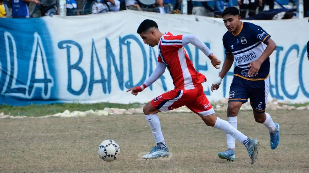 ¡DOMINGO DE FÚTBOL EN CAPITAL! Estudiantes de Huaico Hondo recibe a Unión Santiago