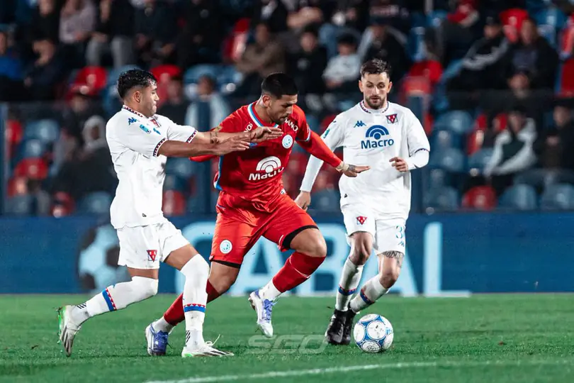 Penal errado y final caliente: Tigre y Belgrano no se sacaron diferencias en Victoria
