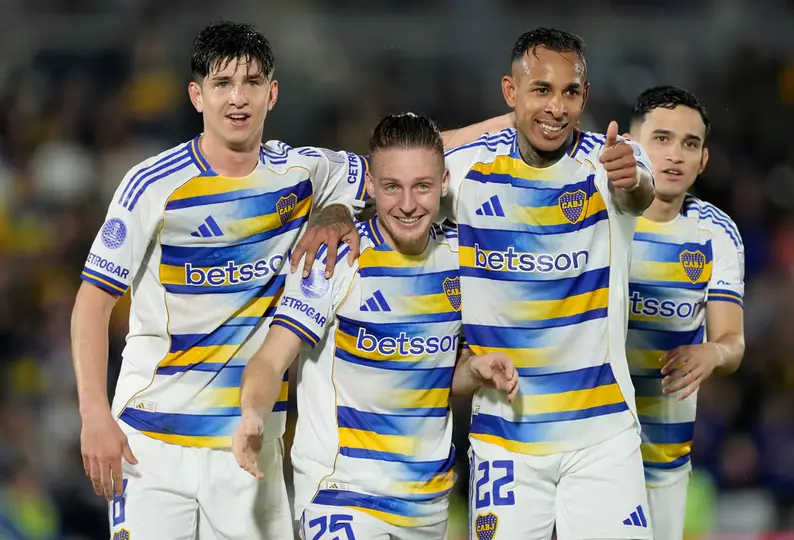 Con mucha autoridad y solidez en el juego, Boca goleó a Recoleta y se metió en los cuartos de final