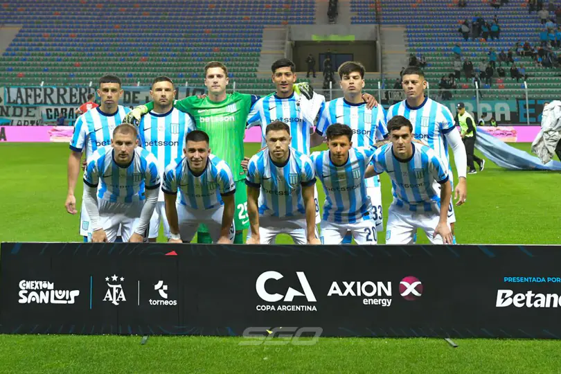 En un final con el VAR como protagonista, Racing se impuso ante Belgrano y se metió en la siguiente ronda