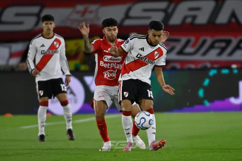 En un partido que lo terminó sufriendo, River igualó sin goles contra Independiente Santa Fe