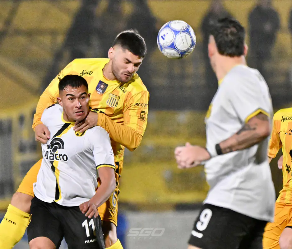 Duro golpe para Mitre: cayó 4-0 ante Deportivo Madryn