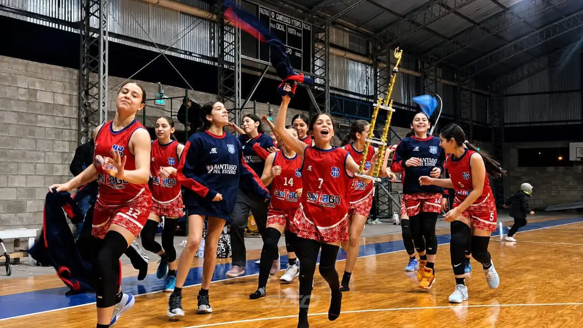 El seleccionado santiagueño U13 femenino, campeonas del NOA, van por el pase al Final Four de basquet