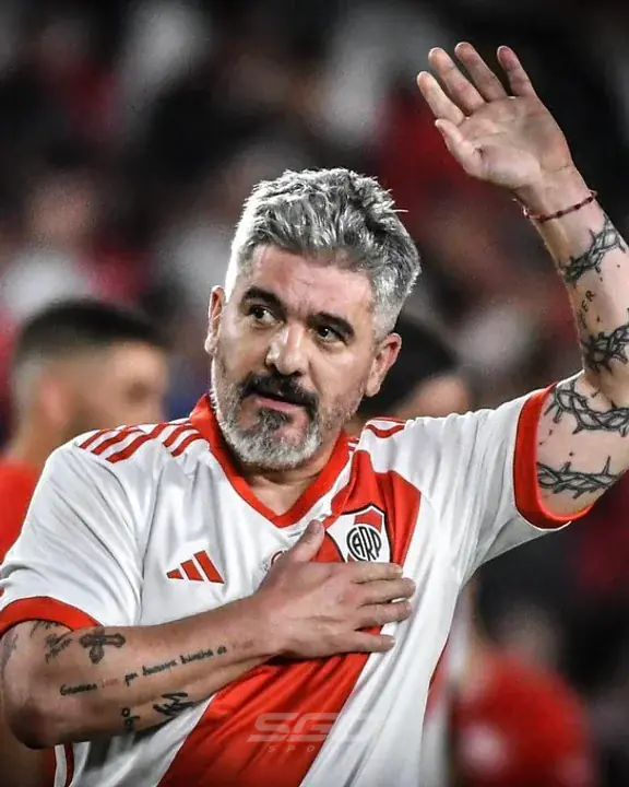 “Infravalorado”: Ariel Ortega puso a Julián Álvarez a la altura de Messi y Mbappé