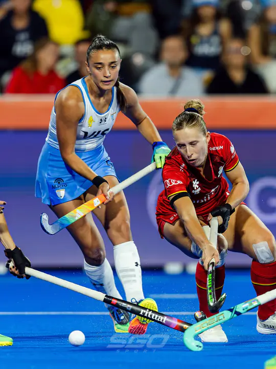 Las Leonas terminaron primeras en la segunda fase del Mundial de hockey y se enfrentarán con Australia en semis