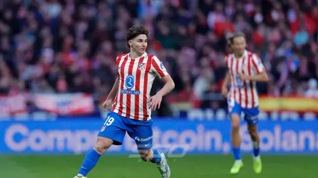 Sigue la guerra por Julián Álvarez: Laporta insistió y el Atlético respondió con un comunicado