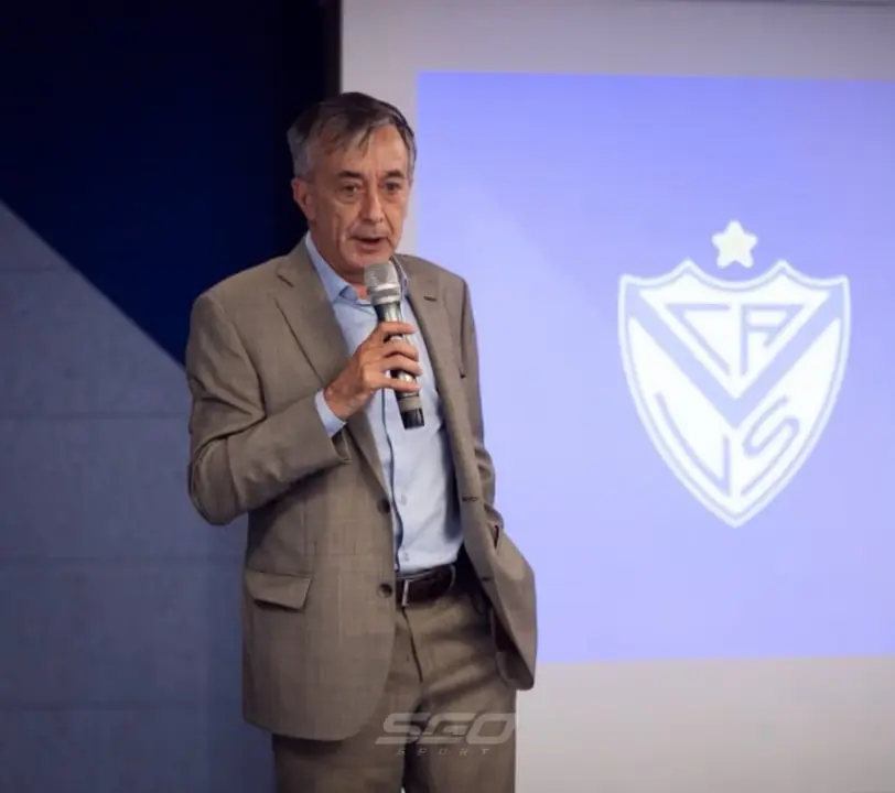 Un dirigente de Vélez reiteró la acusación contra Boca: “Pedimos que se cumpla el reglamento”