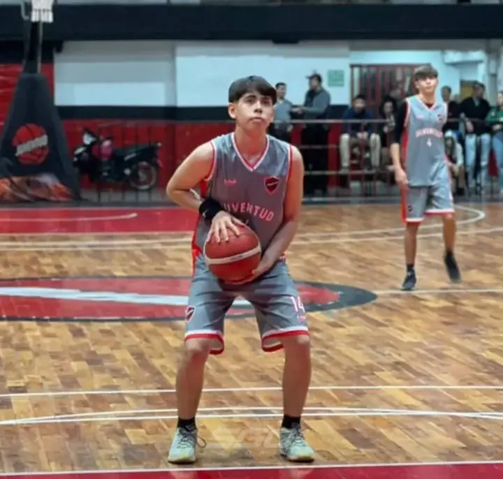 Tres semifinalistas confirmados en la series decisivas en la U15 del basquet capitalino