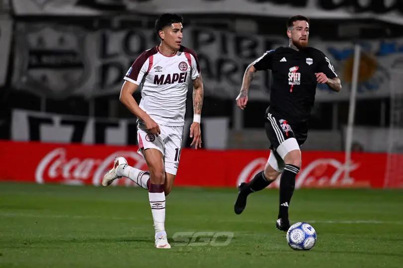 Lanús goleó a Deportivo Riestra para meterse en puestos de Playoffs