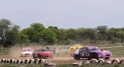Rugido de motores en El Símbol: el Campeonato Santiagueño de Tracción Trasera completó una intensa jornada de velocidad