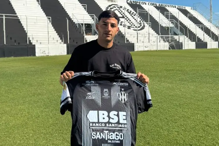 Marco Iacobellis: "Hay que jugar bien la pelota en la mitad de la cancha"