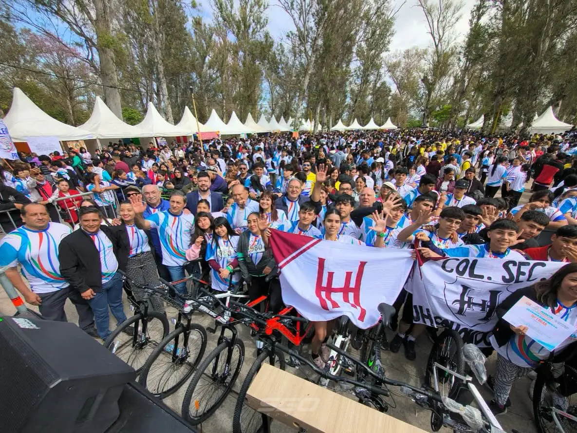 Santiago del Estero realizó la primera Maratón Intercolegial “Tu mente también necesita movimiento”