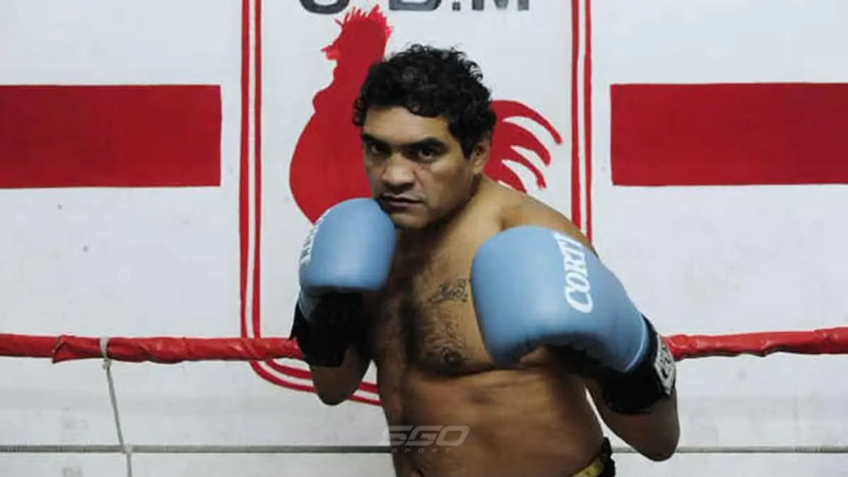 “El Rocky argentino”: el inolvidable triunfo de “Locomotora” Castro contra John David Jackson