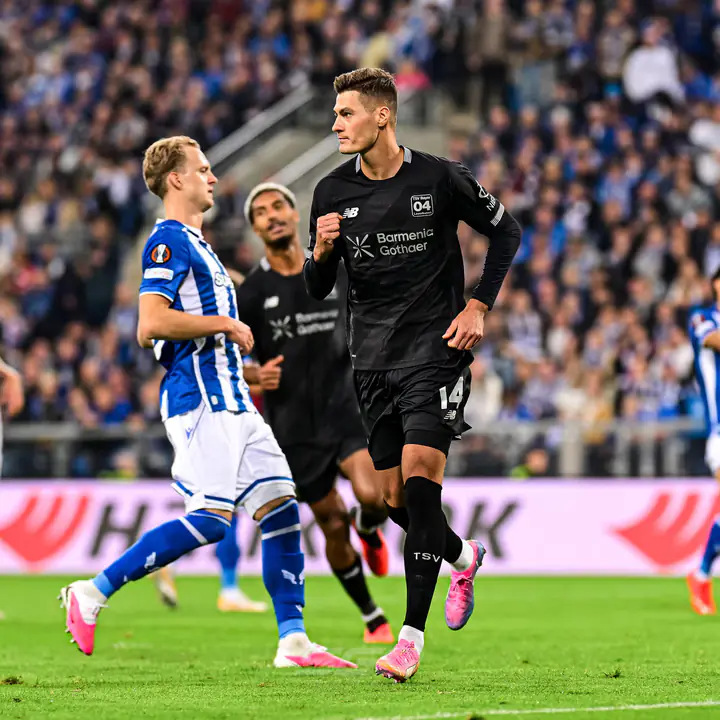 Bayer Leverkusen goleó al Lech Poznan y mantiene puntaje perfecto en la Europa League