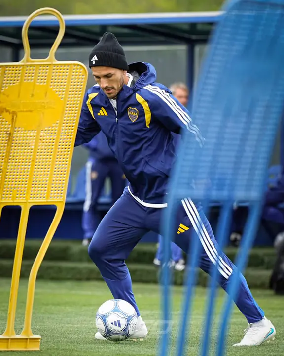 Arruabarrena no descartó la vuelta de Paredes contra Vasco da Gama: “Está trabajando bien”
