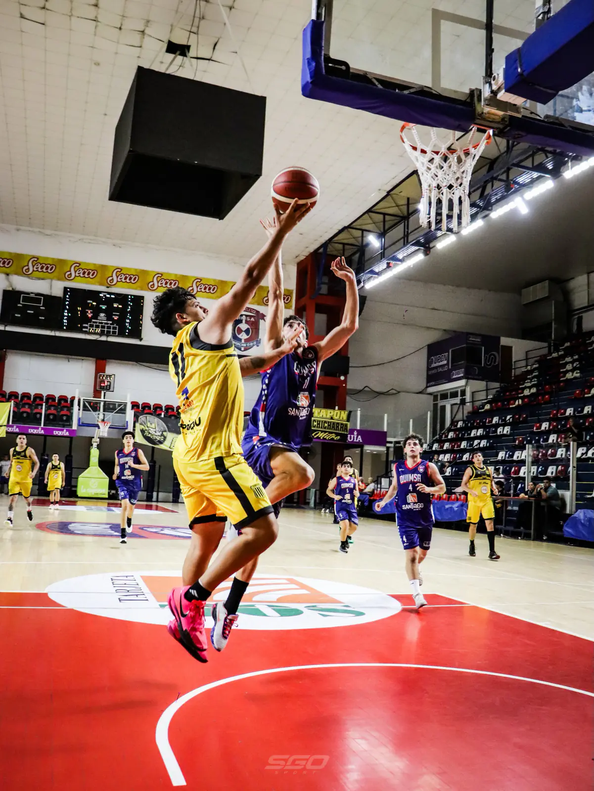 Mitre sigue imparable y es el único invicto del Prefederal de básquet