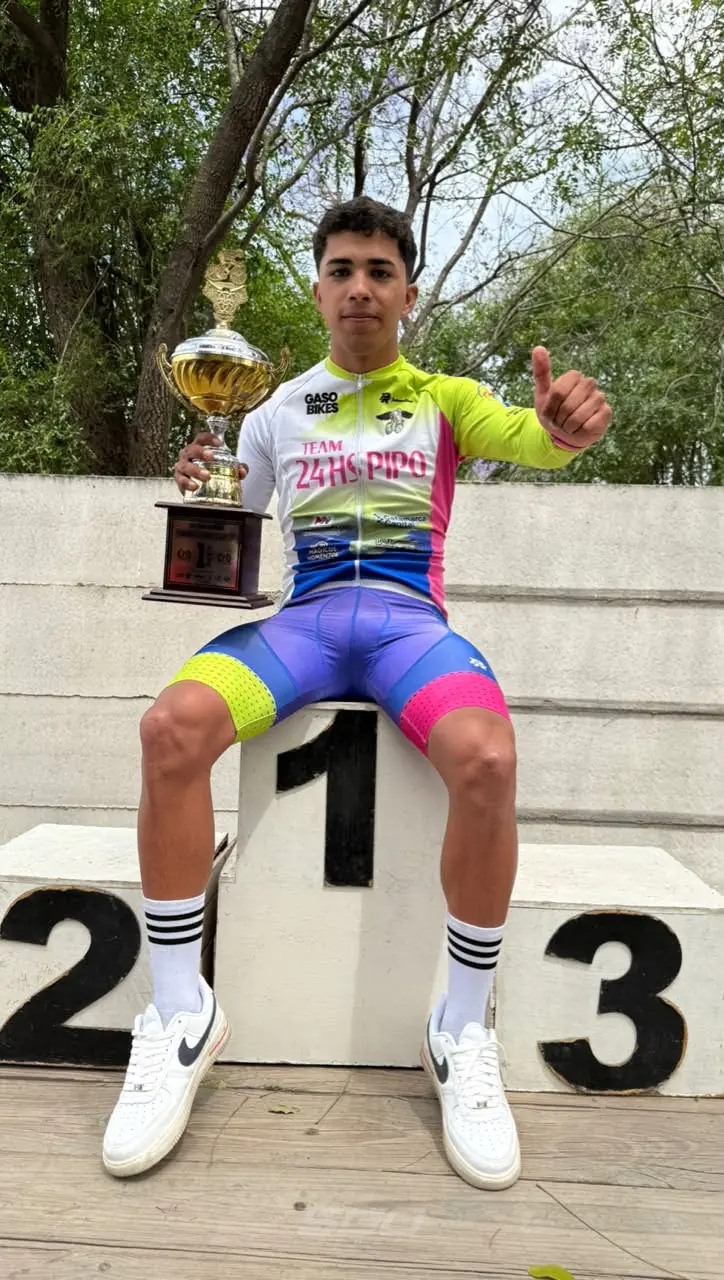 Sebastián Coronel se quedó con la clásica prueba ciclística en homenaje a Huguito Robles