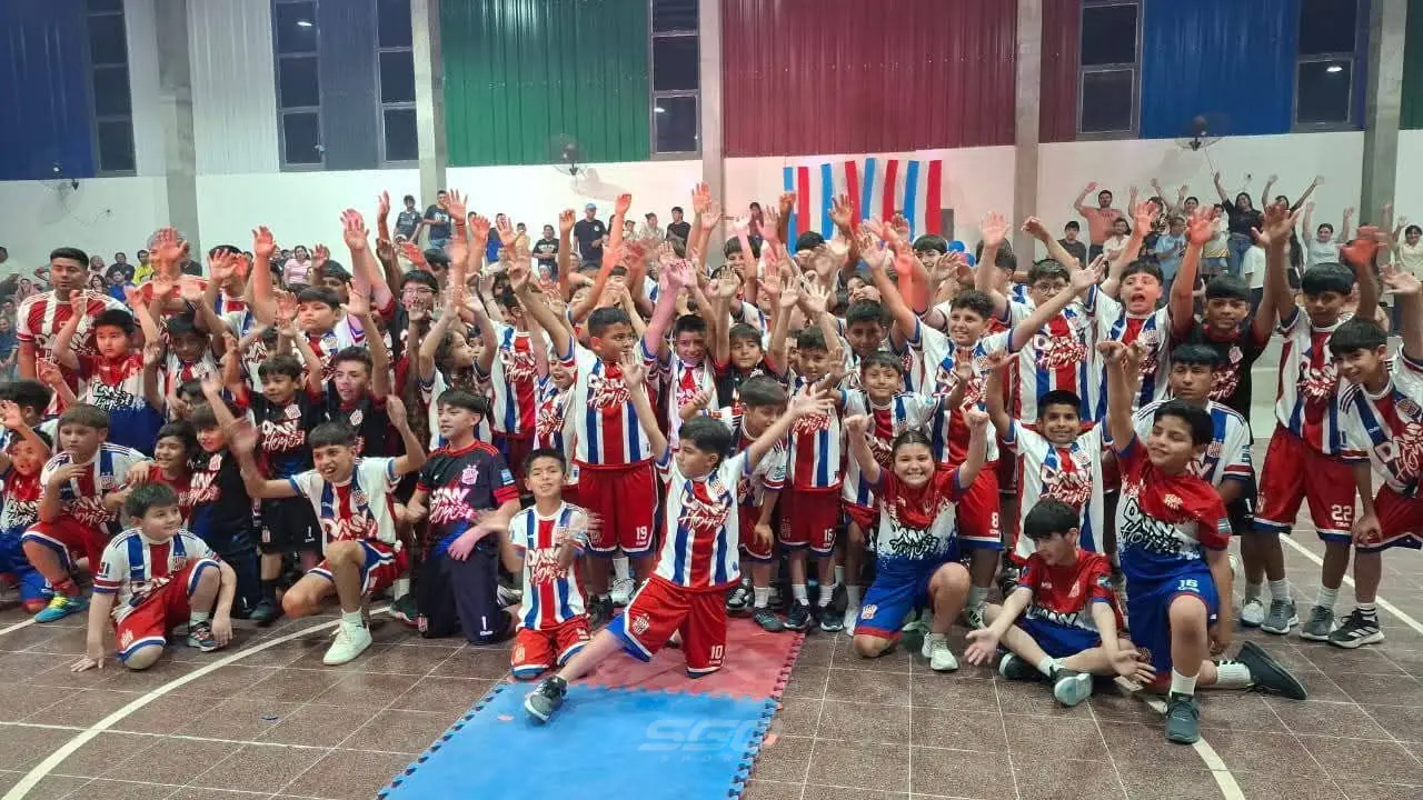 San Martín de Clodomira apuesta a la formación integral de sus jóvenes futbolistas
