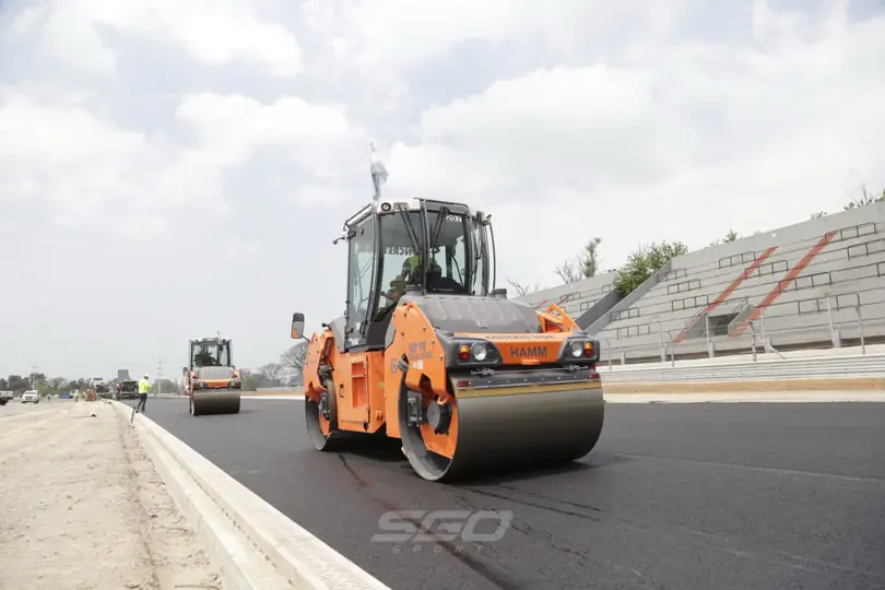 Otro paso más: empezaron a asfaltar la pista del Autódromo que va a quedar lista para que llegue la Fórmula 1