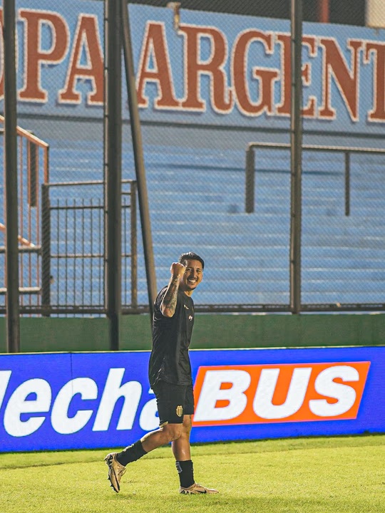 Mitre fue demoledor ante San Miguel y lo goleó en el “8”